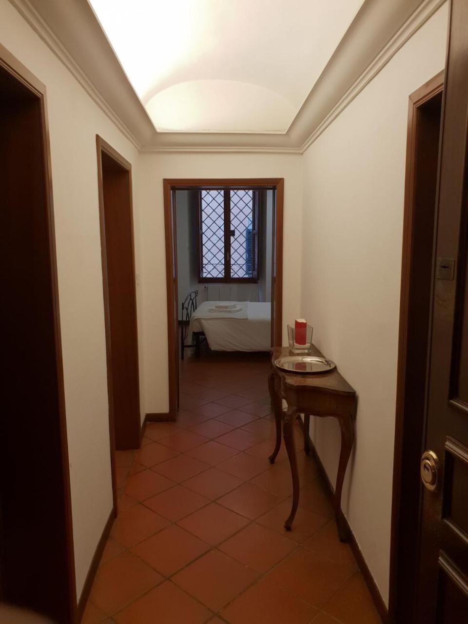 Big Apartment In Campo De Fiori Rom Eksteriør billede
