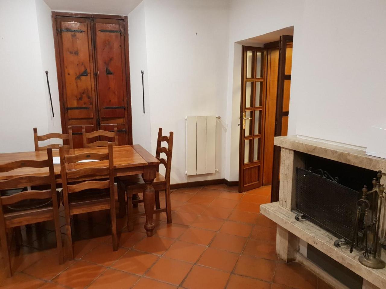 Big Apartment In Campo De Fiori Rom Eksteriør billede
